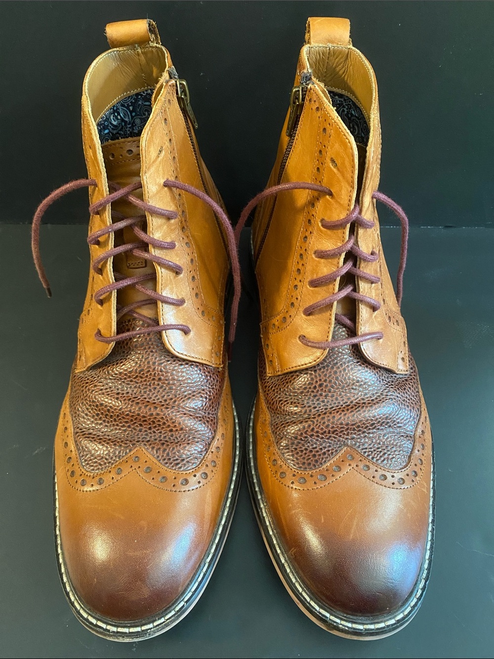 Thomas & Vine Men's Legend Wingtip Ankle Leather Boot Textured Detail Tan Sz 9